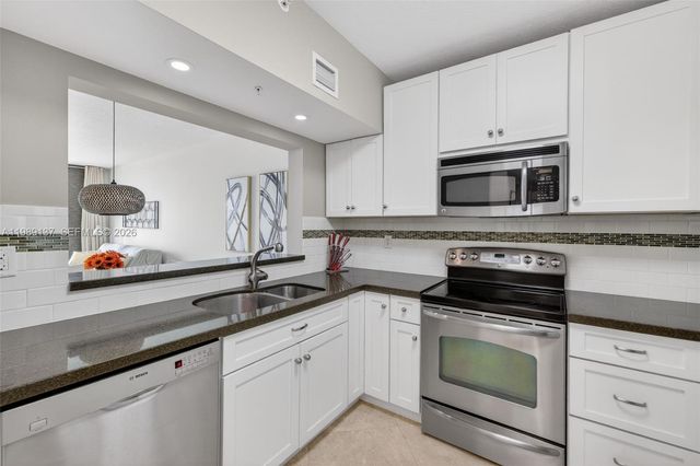 3020 NE 32nd Avenue 614, Fort Lauderdale, FL 33308