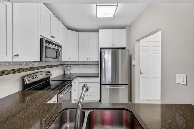 3020 NE 32nd Avenue 614, Fort Lauderdale, FL 33308