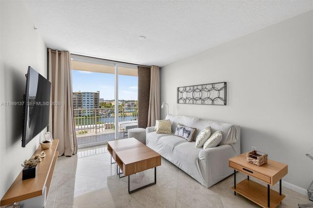 3020 NE 32nd Avenue 614, Fort Lauderdale, FL 33308