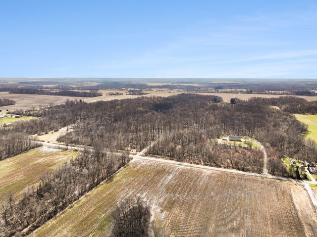 8400 Kruger Road, Three Oaks, MI 49128