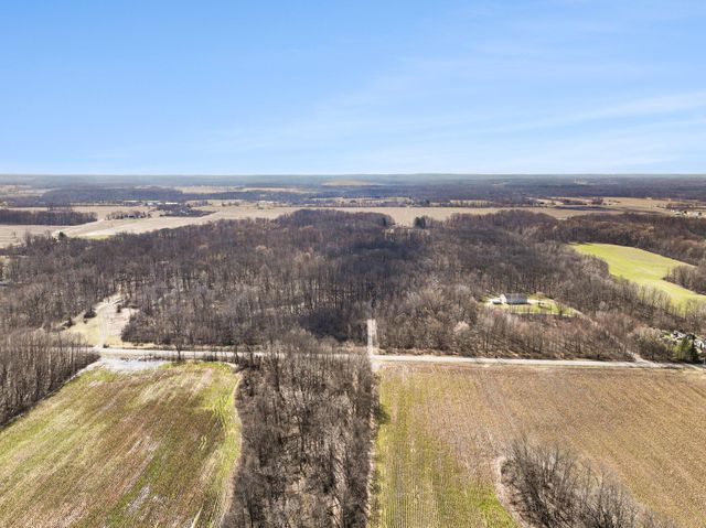 8400 Kruger Road, Three Oaks, MI 49128