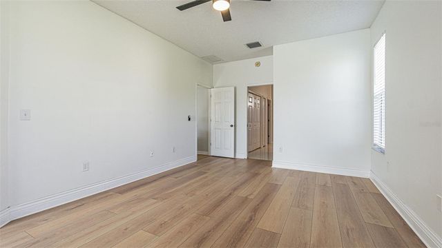 27226 SEA BREEZE WAY, Wesley Chapel, FL 33544