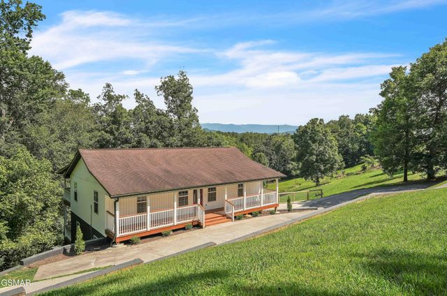 334 Amolee Lane, Sevierville, TN 37876