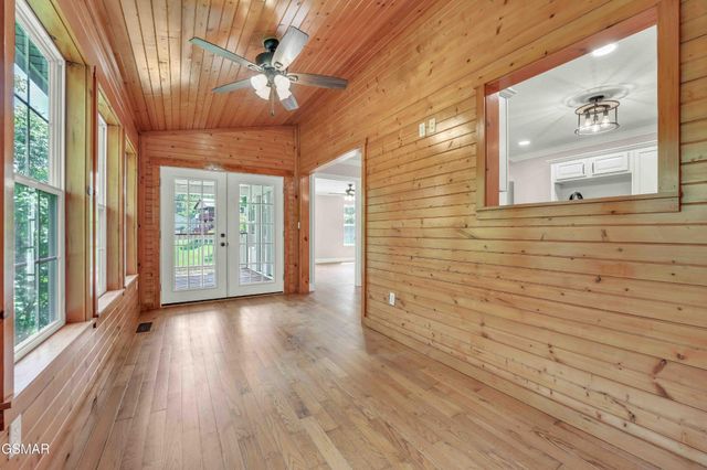 334 Amolee Lane, Sevierville, TN 37876