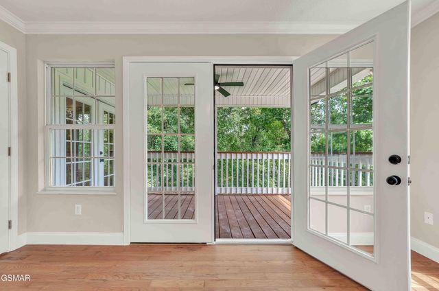 334 Amolee Lane, Sevierville, TN 37876