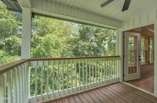 334 Amolee Lane, Sevierville, TN 37876