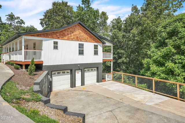 334 Amolee Lane, Sevierville, TN 37876
