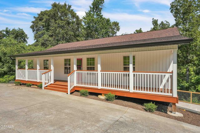334 Amolee Lane, Sevierville, TN 37876