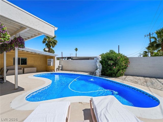 3211 Sundown Drive, Las Vegas, NV 89169