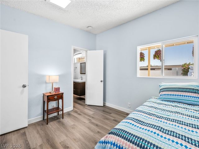 3211 Sundown Drive, Las Vegas, NV 89169