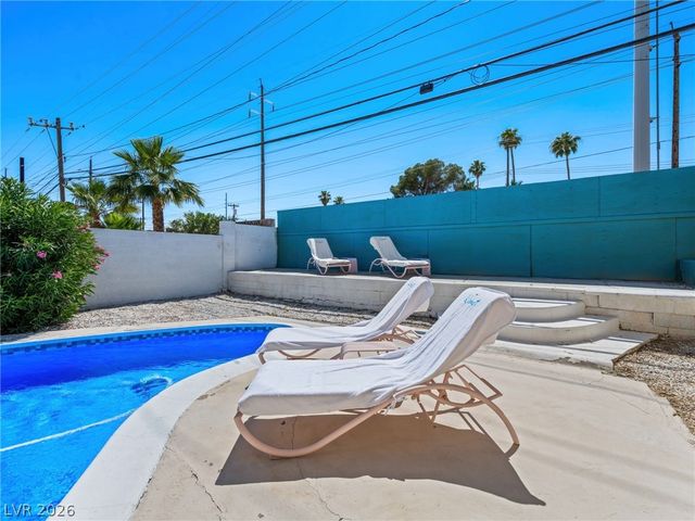 3211 Sundown Drive, Las Vegas, NV 89169