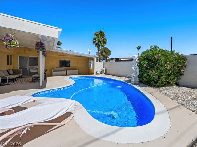 3211 Sundown Drive, Las Vegas, NV 89169