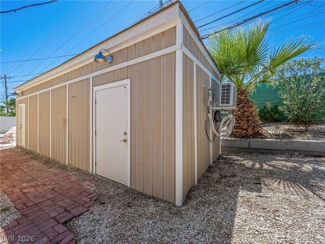 3211 Sundown Drive, Las Vegas, NV 89169