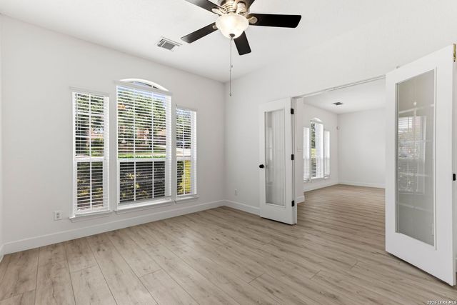 21011 La Pena, San Antonio, TX 78258