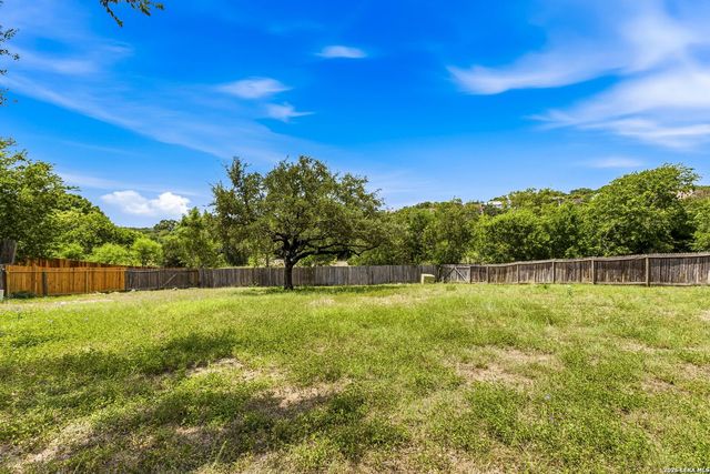 21011 La Pena, San Antonio, TX 78258