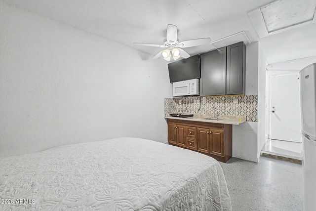 10359 N 78TH Avenue, Peoria, AZ 85345