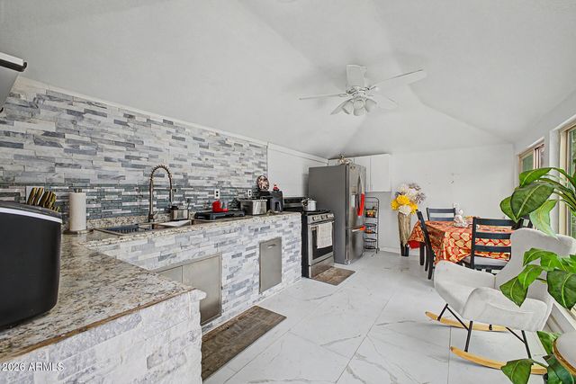 10359 N 78TH Avenue, Peoria, AZ 85345