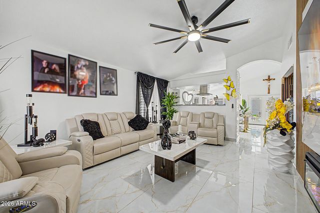 10359 N 78TH Avenue, Peoria, AZ 85345
