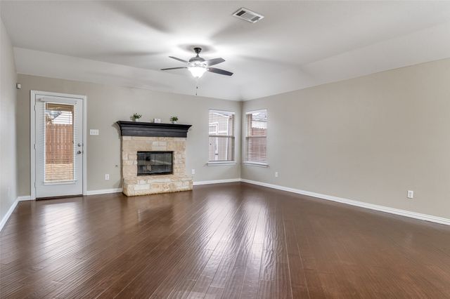 2105 Willow Creek Drive, Little Elm, TX 75068