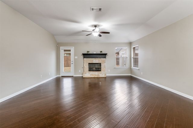 2105 Willow Creek Drive, Little Elm, TX 75068