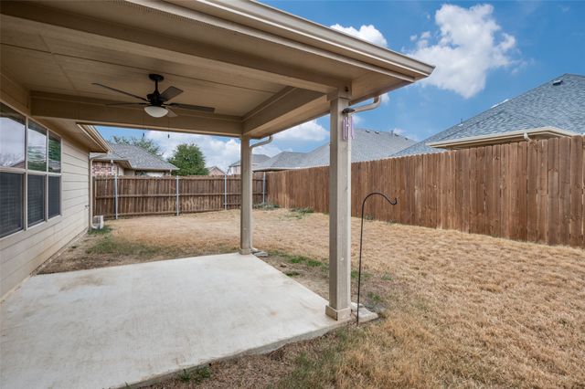 2105 Willow Creek Drive, Little Elm, TX 75068