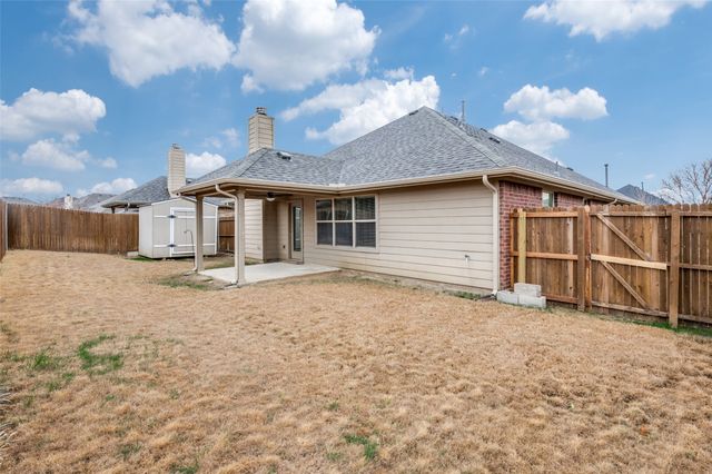 2105 Willow Creek Drive, Little Elm, TX 75068