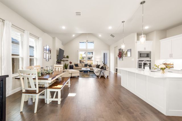 2270 English Ivy Road, Frisco, TX 75033