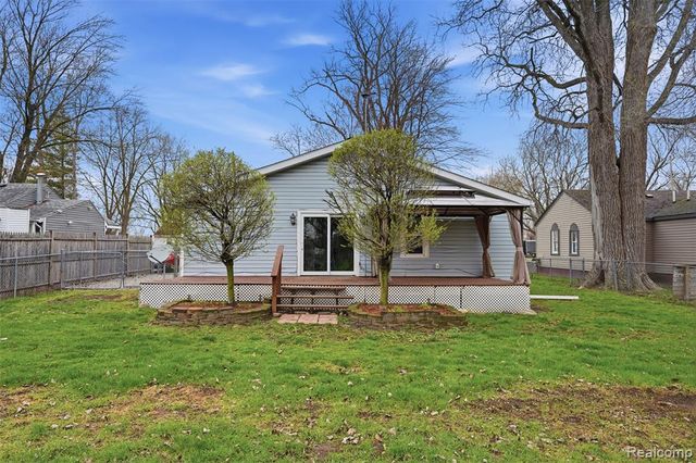 1028 Carlton Drive, Milan, MI 48160