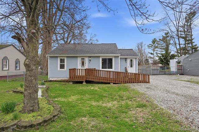 1028 Carlton Drive, Milan, MI 48160