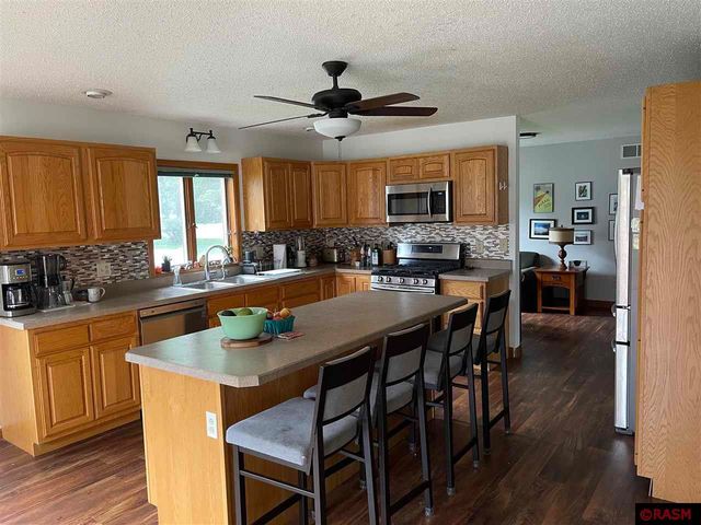 416 W Broadway Avenue, St. Peter, MN 56082