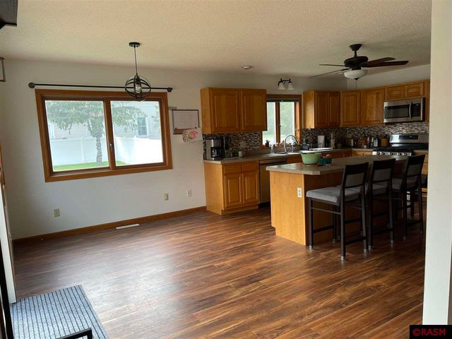 416 W Broadway Avenue, St. Peter, MN 56082