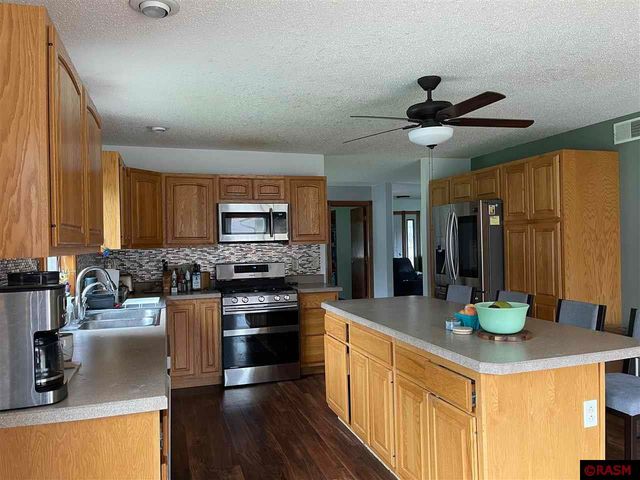 416 W Broadway Avenue, St. Peter, MN 56082