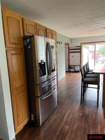 416 W Broadway Avenue, St. Peter, MN 56082