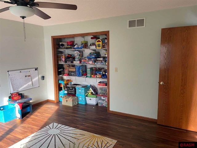 416 W Broadway Avenue, St. Peter, MN 56082