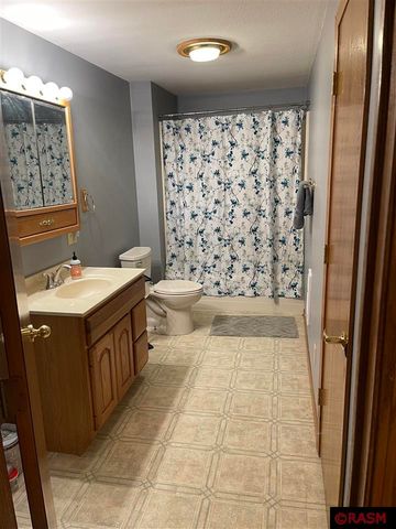 416 W Broadway Avenue, St. Peter, MN 56082