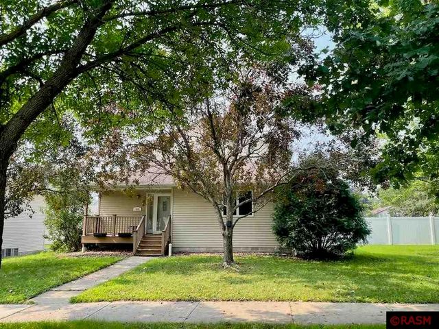 416 W Broadway Avenue, St. Peter, MN 56082