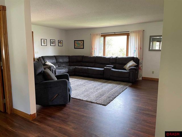416 W Broadway Avenue, St. Peter, MN 56082