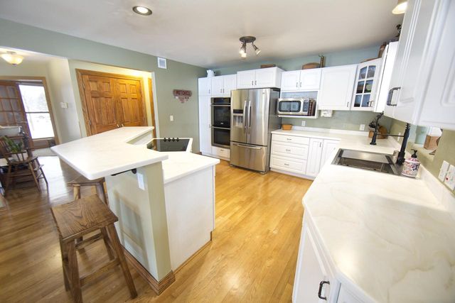 W4087 Parkview COURT, Fond Du Lac, WI 54937