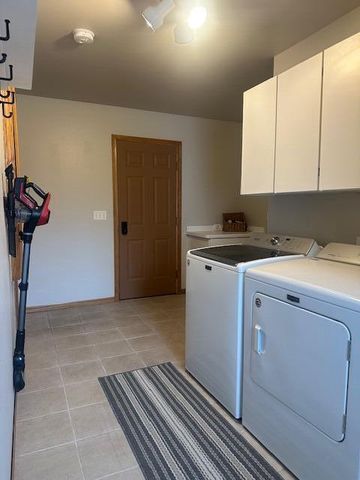 W4087 Parkview COURT, Fond Du Lac, WI 54937