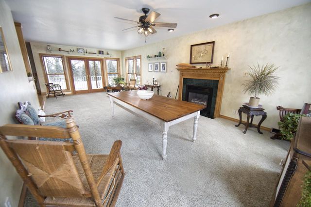 W4087 Parkview COURT, Fond Du Lac, WI 54937