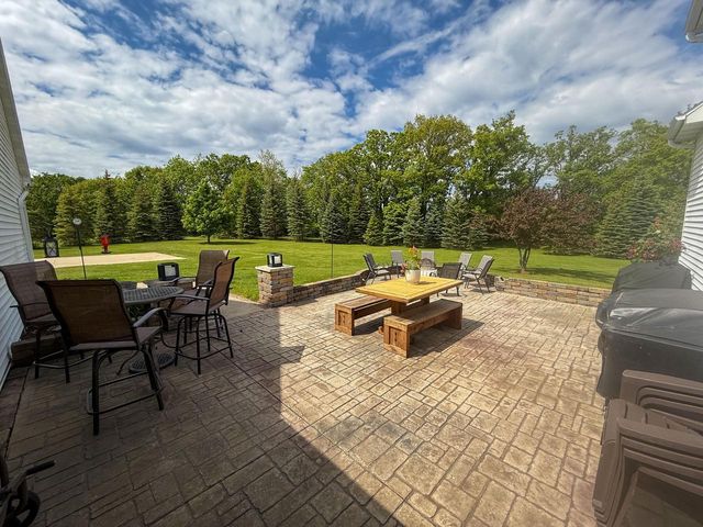 W4087 Parkview COURT, Fond Du Lac, WI 54937