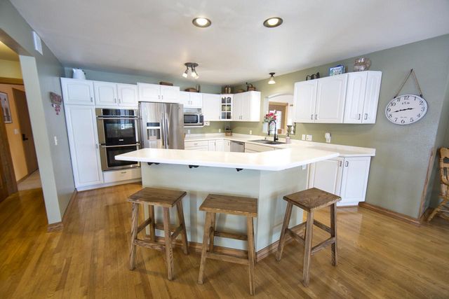 W4087 Parkview COURT, Fond Du Lac, WI 54937