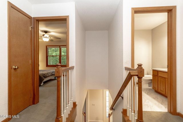 9151 Rolling Hill Road, Holland, OH 43528