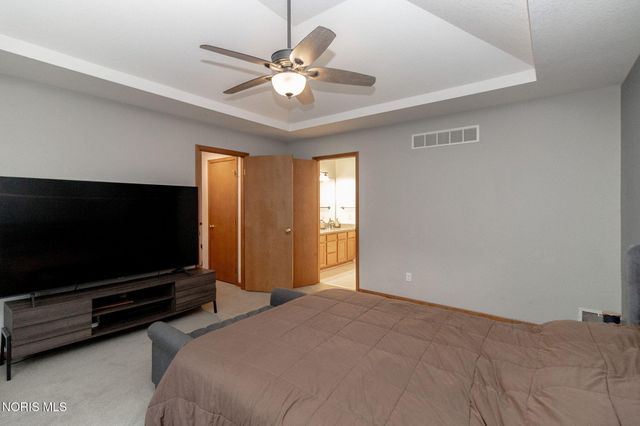 9151 Rolling Hill Road, Holland, OH 43528