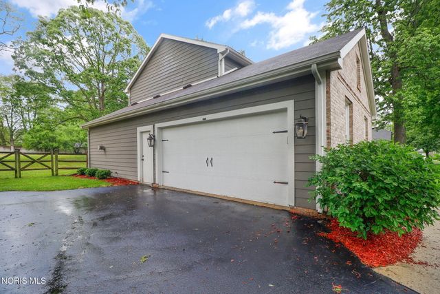 9151 Rolling Hill Road, Holland, OH 43528