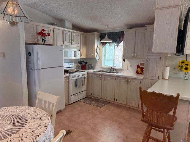 14368 E Fortuna Palms Dr, Yuma, AZ 85367