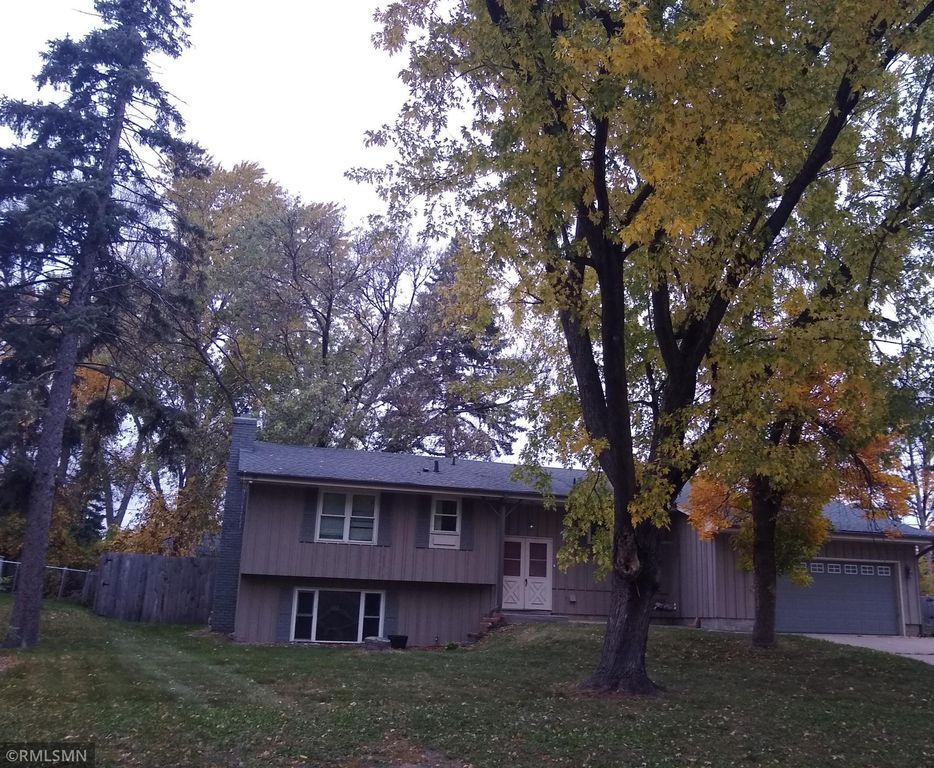185 Craigbrook Way NE, Fridley, MN 55432 — exterior