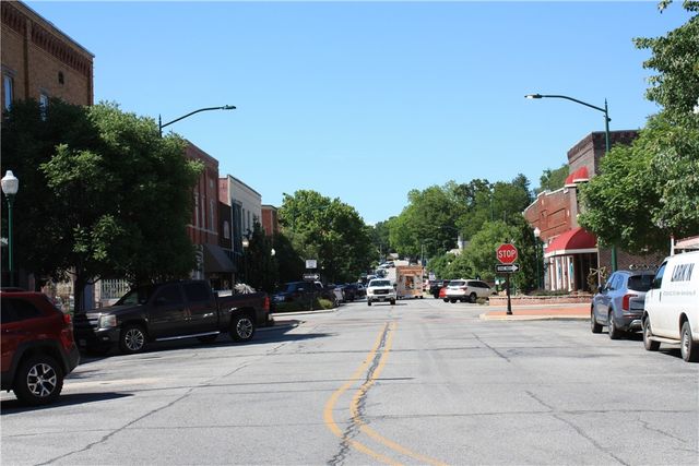 3608 N Wiley Drive, Siloam Springs, AR 72761