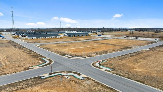 400 Onyx Avenue, Centerton, AR 72719