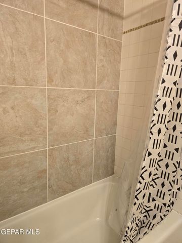 6201 Escondido Drive 9B, El Paso, TX 79912